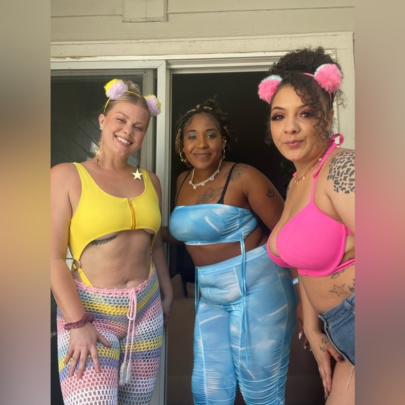 Dolls Kill 🌈 Crochet Rave Set - Picture 7 of 8